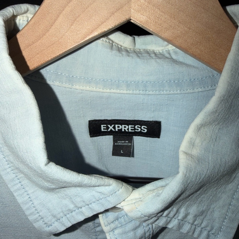 Express Men's Casual Light Blue Button Down Shirt - Picture 4 of 5